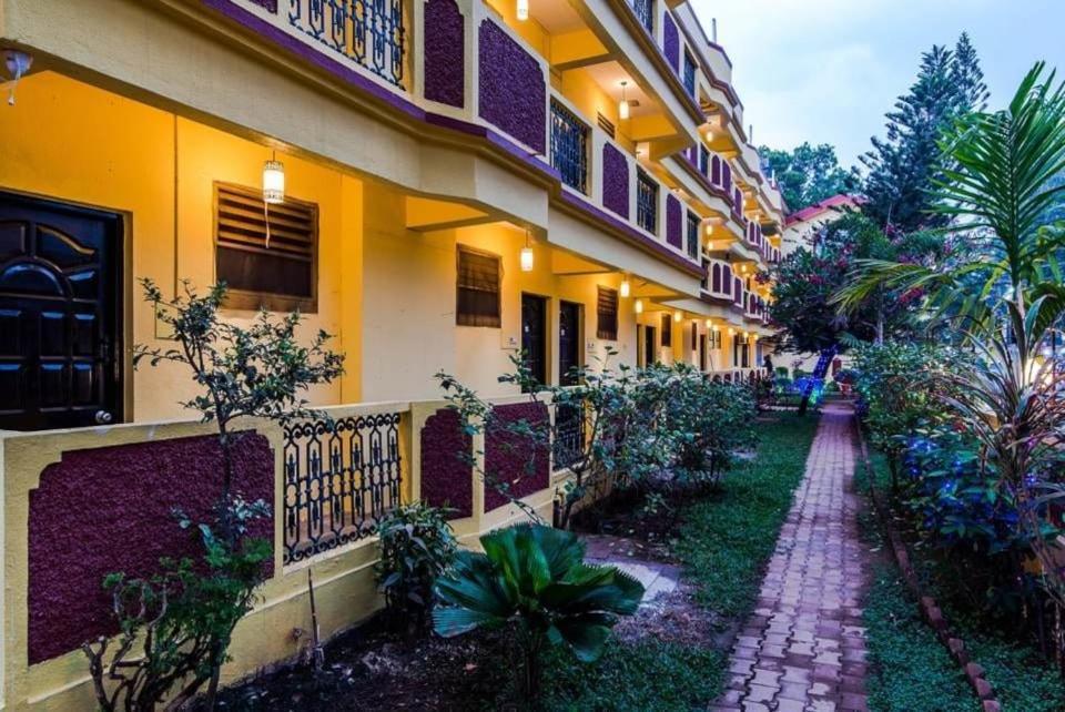 Abalone Resort Arpora Exterior photo
